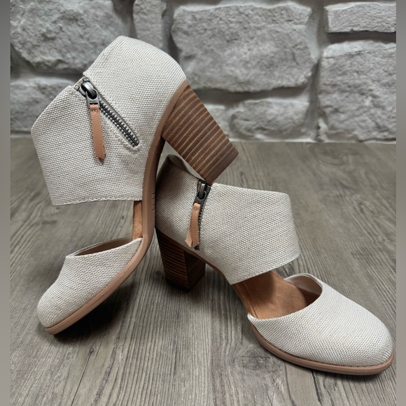 TOMS Milan Closed Toe Heel - Picture 5 of 11